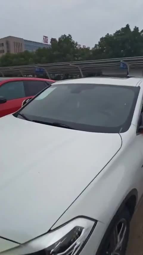 宝马X2 2020款 sDrive25i 领先型M越野套装讲解2