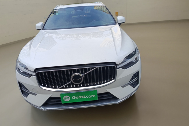 沃尔沃XC60 2022款 B5 四驱智逸豪华版车身外观2