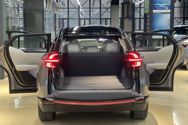 长安启源E07 2025款 纯电 四驱 90kWh Ultra高性能版车身外观6014