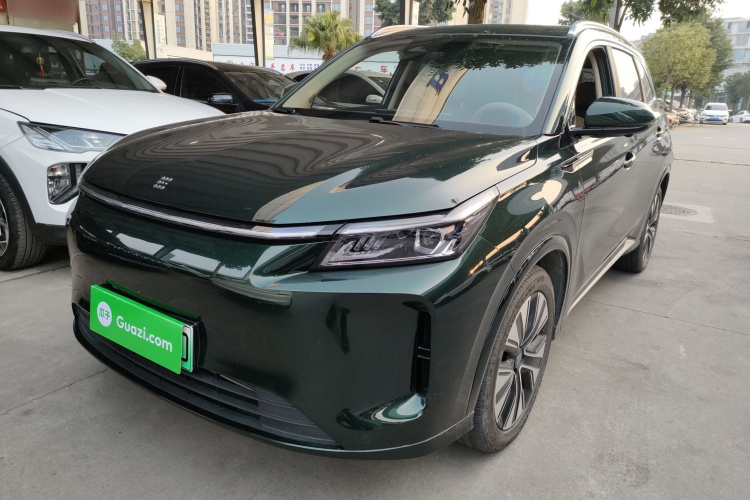 蓝电E5 PLUS 2026款 165km 长续航先享版Ultra 7座车身外观1