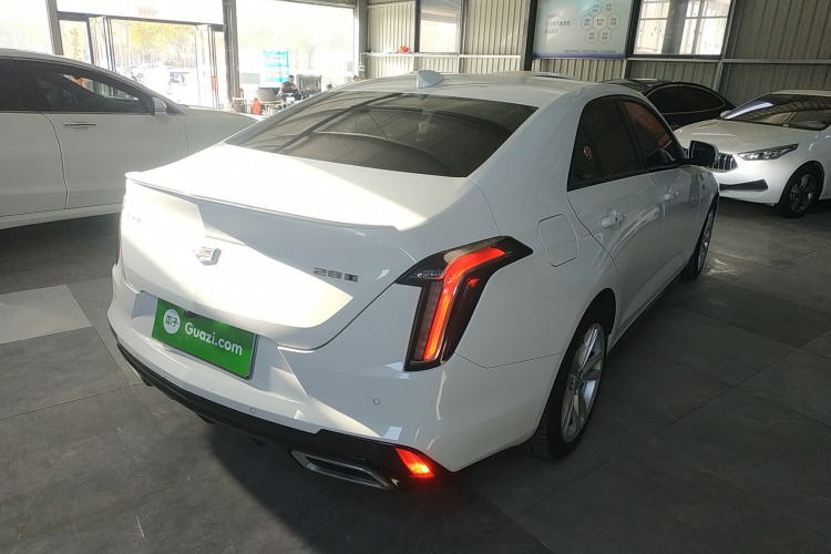 凯迪拉克CT4 2020款 28T 时尚型车身外观7