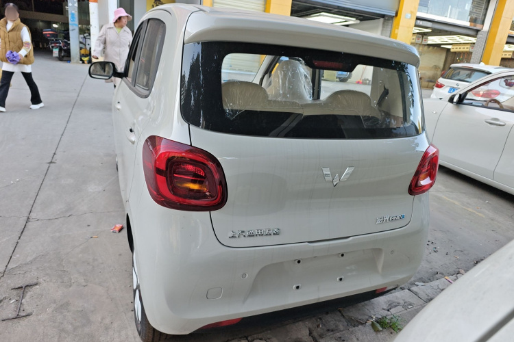 五菱汽车 宏光MINIEV 2025款 四门版 进阶款车身外观6004