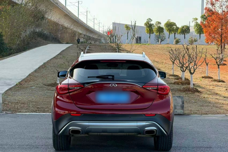 英菲尼迪QX30 2017款 1.6T 两驱运动版车身外观6005