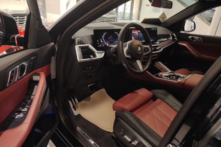 宝马X6 2023款 xDrive30i M运动套装中控内饰20