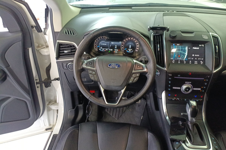 福特 锐界 2018款 EcoBoost 245 四驱尊锐型Plus 7座 国V局部细节13