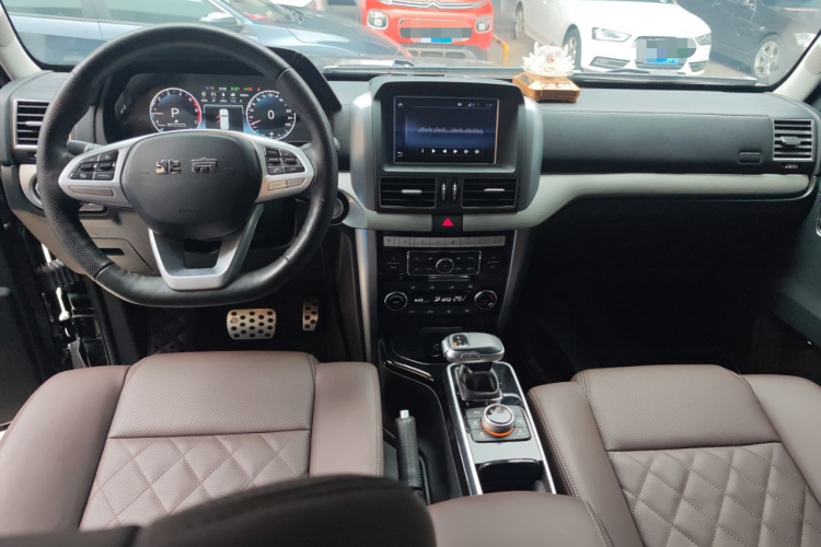 北京越野 北京BJ80 2020款 3.0T 自动至尊版中控内饰7002