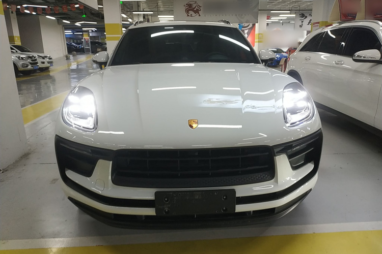 保时捷 2024款 Macan 2.0T车身外观2