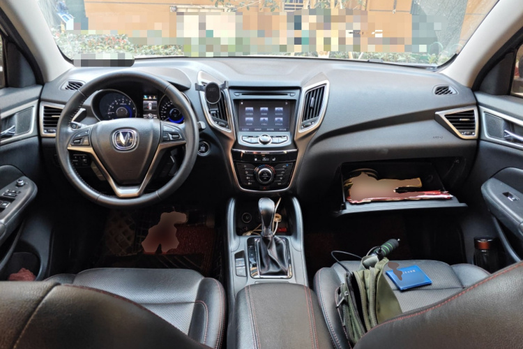 长安CS75 2014款 1.8T 自动精英型 国IV中控内饰12