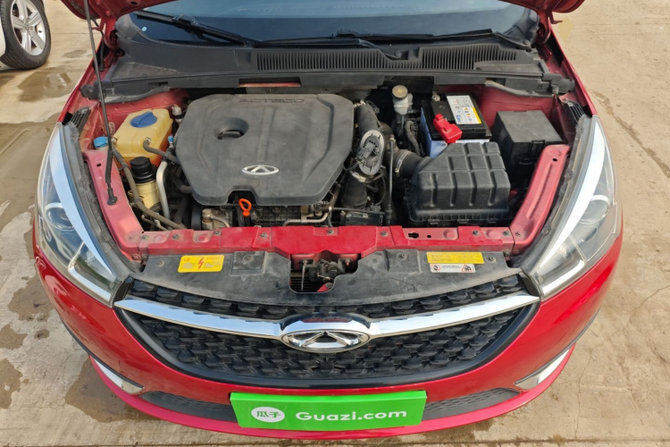 奇瑞 艾瑞泽5 2017款 SPORT 1.5T 手动时尚版机舱底盘24