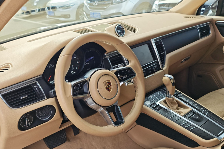保时捷 2014款 Macan 2.0T中控内饰7004