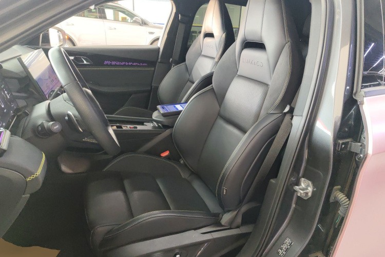 领克03 2023款 2.0TD DCT劲Pro中控内饰19