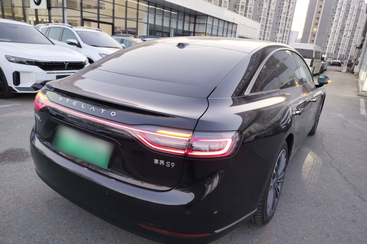 鸿蒙智行 享界S9 2024款 纯电 Ultra 四驱旗舰版车身外观7