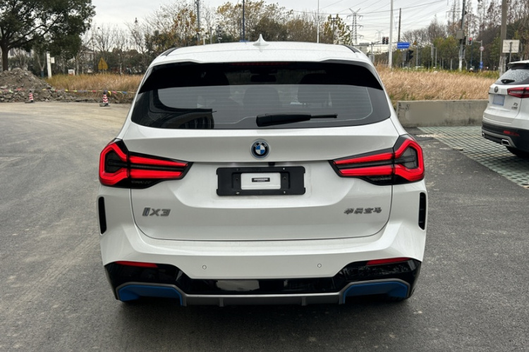 宝马iX3 2022款 领先型车身外观6006