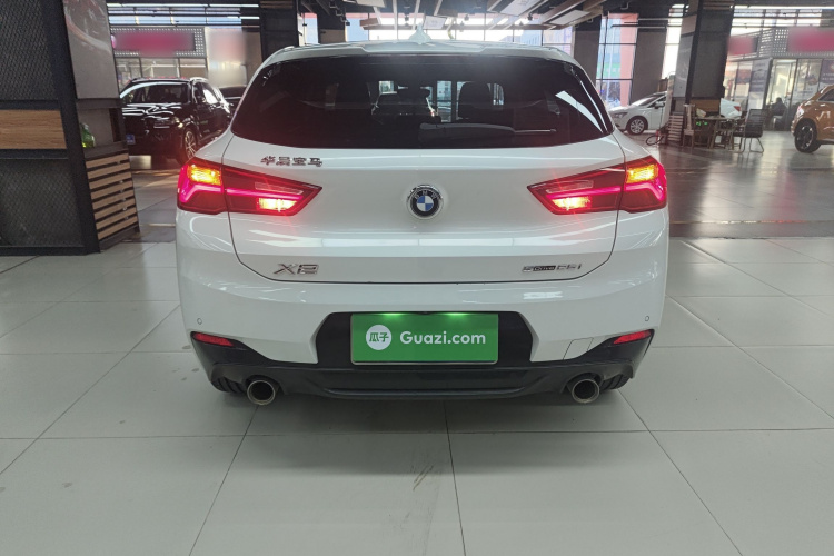 宝马X2 2020款 sDrive25i 领先型M运动套装车身外观6