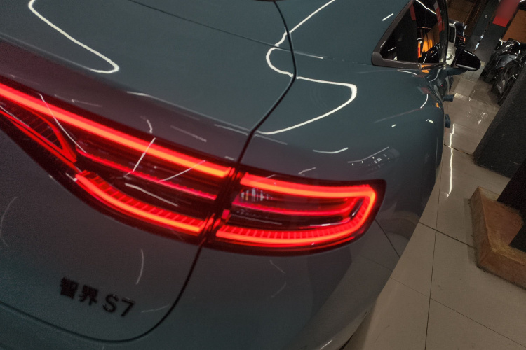 鸿蒙智行 智界S7 2024款 Max+ 后驱超航智驾版车身外观6006