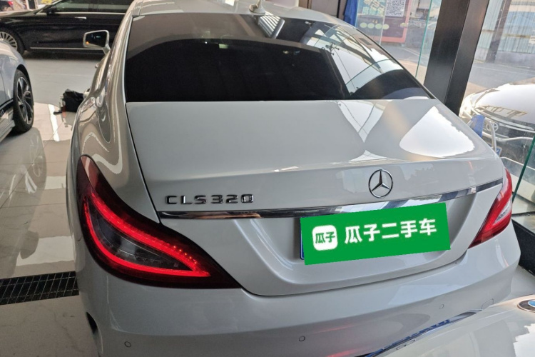 奔驰CLS 2016款 CLS 260 逸彩版车身外观6