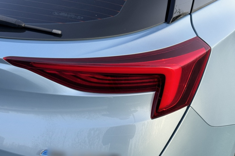 别克 微蓝6 2020款 互联智享型 PLUS车身外观6005