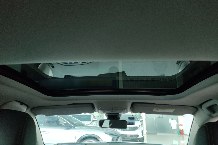 标致508L新能源 2021款 1.6T 插混科技版中控内饰22