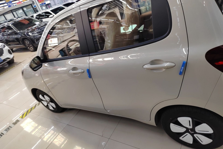 五菱汽车 宏光MINIEV 2025款 四门版 进阶款车身外观6003