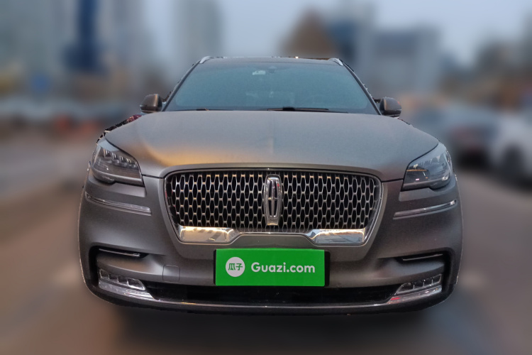 林肯 飞行家 2020款 3.0T V6 四驱尊雅版车身外观2