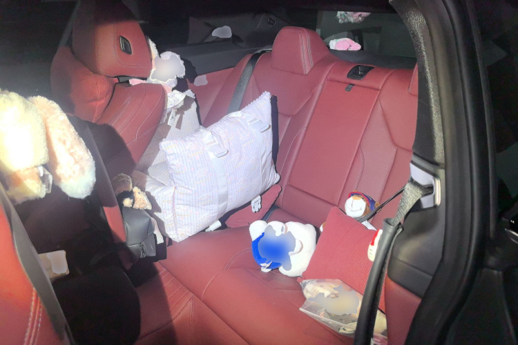 宝马4系 2024款 430i M运动曜夜套装中控内饰21