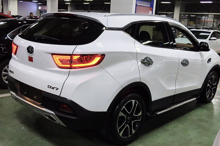 东南DX7 2017款 1.5T 自动荣耀版车身外观6003