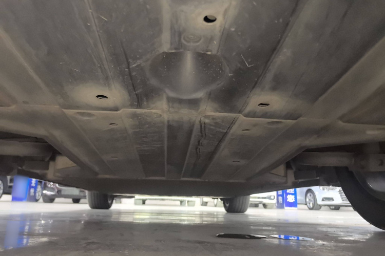 小鹏P5 2022款 460E+局部细节9009