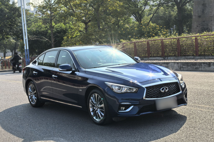 英菲尼迪Q50L 2018款 2.0T 逸享版 国VI车身外观6001