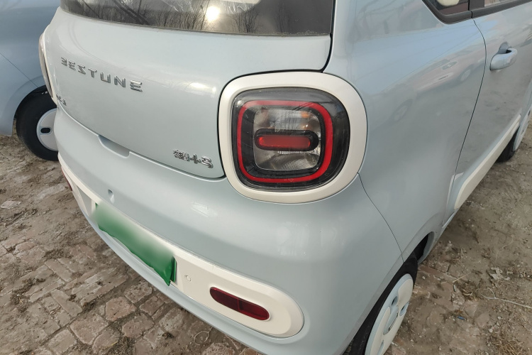 奔腾小马 2026款 222km 萌趣马 Plus车身外观9