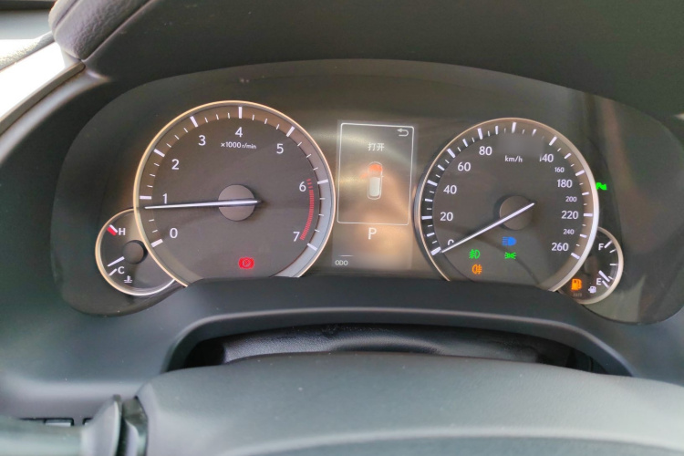 雷克萨斯RX 2016款 300 两驱精英版 国V局部细节14