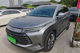 比亚迪 护卫舰07 2023款 DM-p 175KM 四驱旗舰型