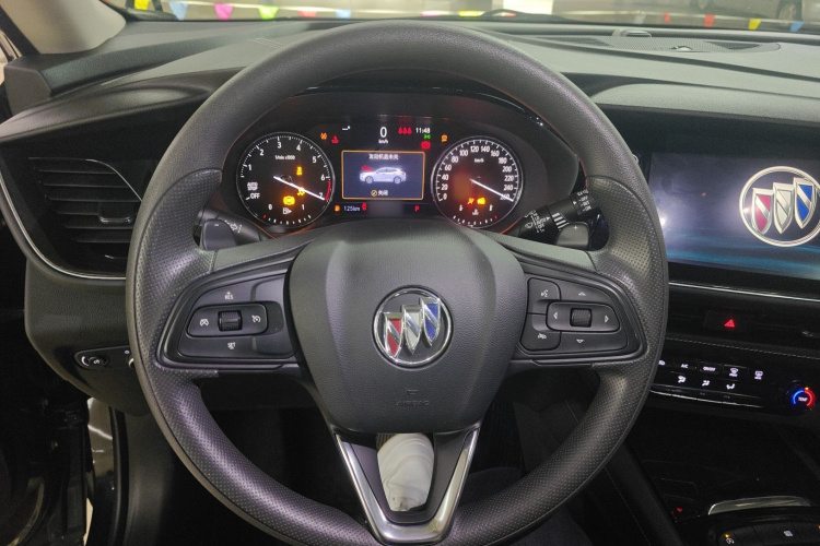 别克 2022款 改款 昂科威S 552T 两驱精英型中控内饰13