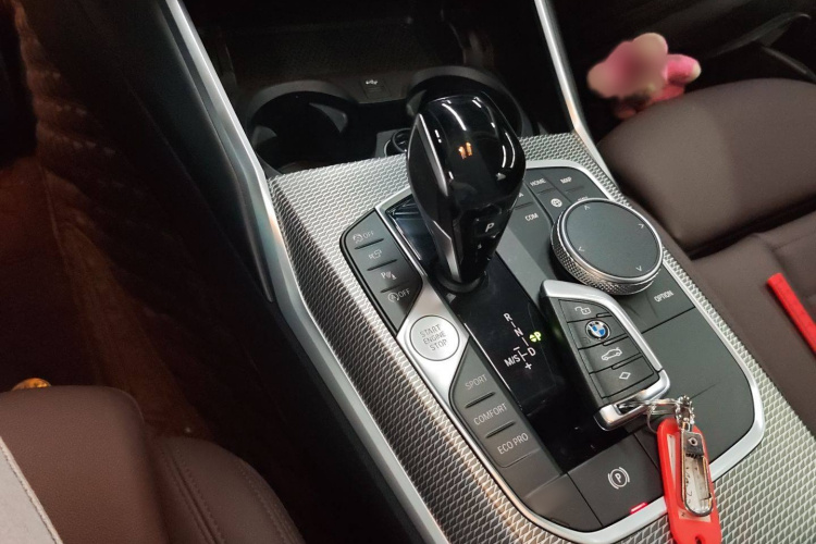 宝马3系 2020款 改款 325Li M运动曜夜套装局部细节18