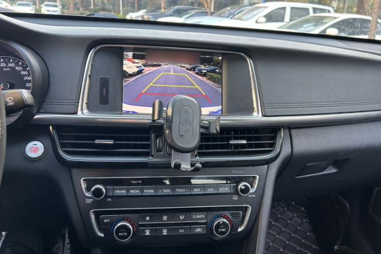 起亚K5 2016款 1.6T 自动LUX中控内饰7006