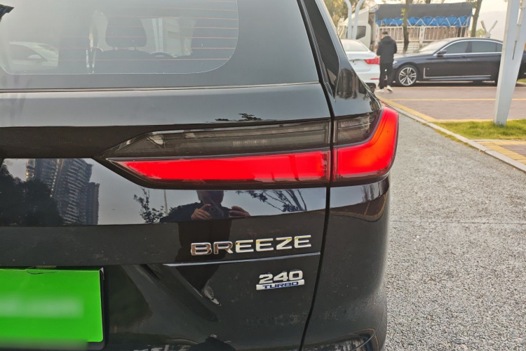 本田 皓影 2025款 240TURBO 两驱精英版 5座车身外观6006