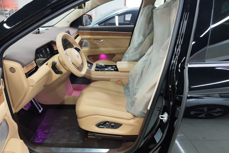 鸿蒙智行 问界M7 2024款 1.5T 智驾后驱Pro版 5座中控内饰19