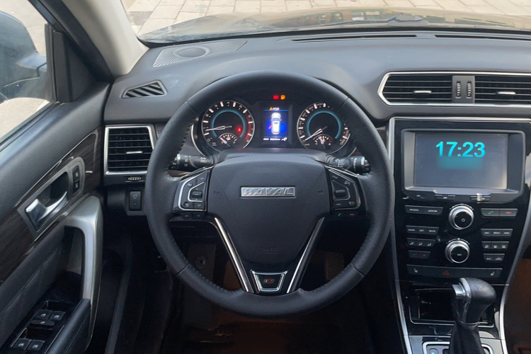 哈弗H2 2016款 红标 1.5T 自动两驱精英型局部细节13