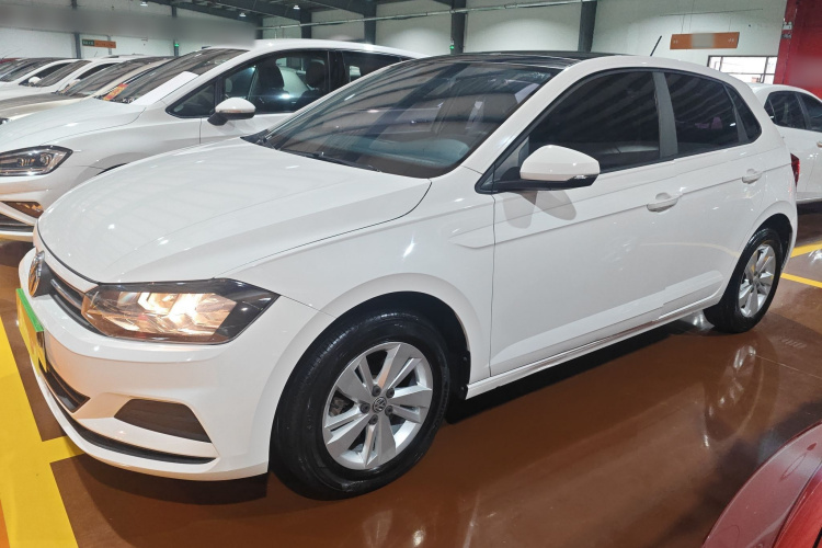 大众 Polo 2019款 Plus 1.5L 自动全景乐享版车身外观4