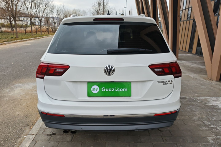 大众 途观L 2018款 330TSI 自动两驱舒适版车身外观6