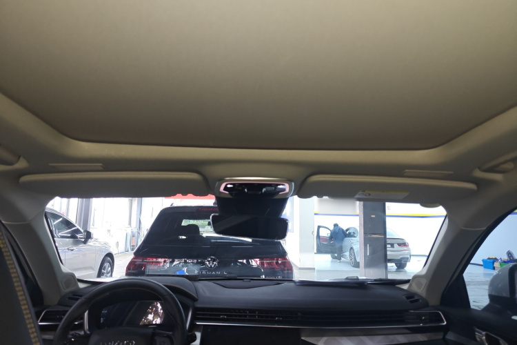 领克01 2023款 2.0TD 两驱亚运版局部细节22