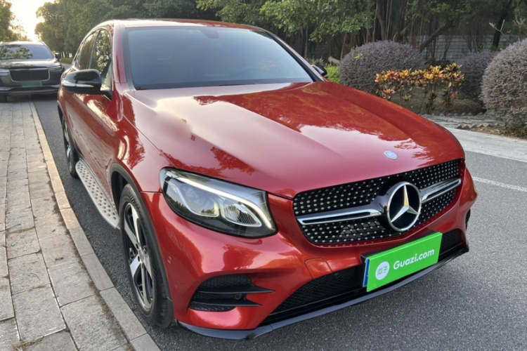 奔驰GLC轿跑 2017款 GLC 200 4MATIC 轿跑SUV车身外观6003