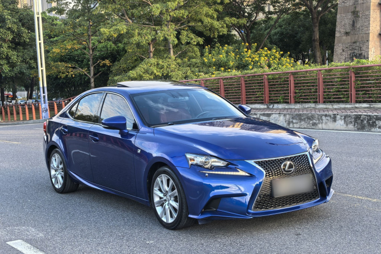 雷克萨斯IS 2015款 200t F SPORT车身外观6001