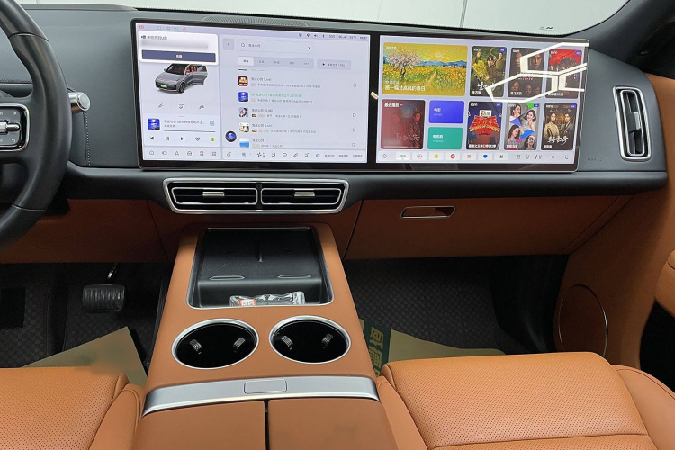 理想汽车 理想L9 2022款 Max中控内饰7003