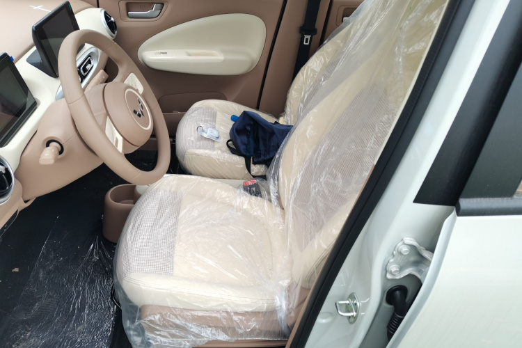 五菱汽车 宏光MINIEV 2025款 四门版 臻享+款中控内饰19