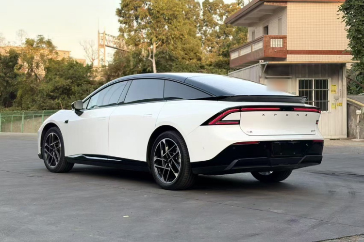 小鹏P7+ 2024款 超长续航 Max车身外观6002