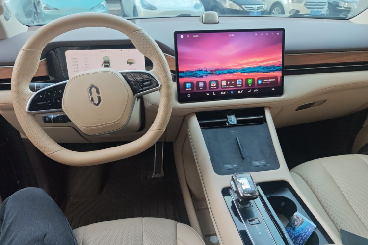 鸿蒙智行 问界M7 2024款 1.5T 后驱Plus版 6座中控内饰12