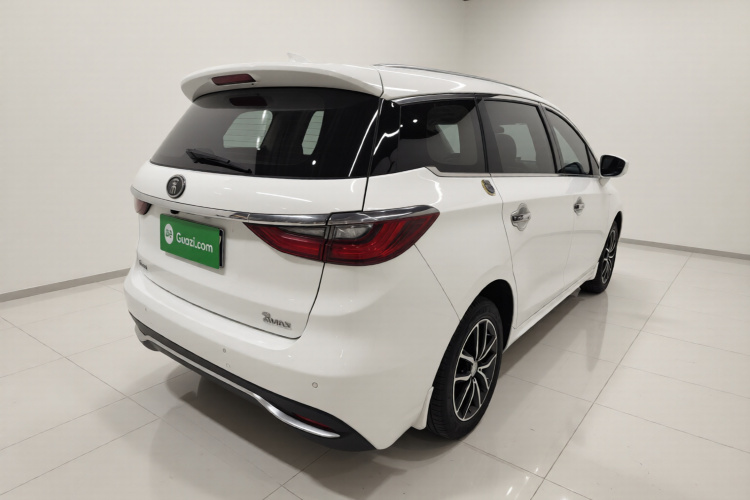 比亚迪 宋MAX 2018款 1.5T 自动智联尊享型 6座车身外观7