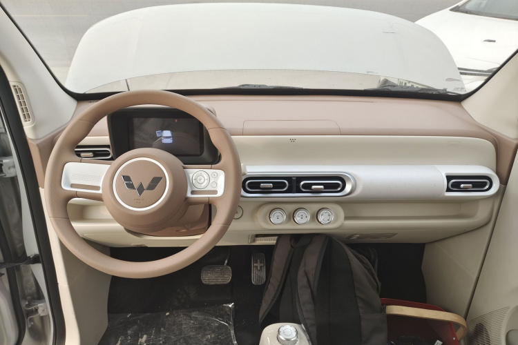 五菱汽车 宏光MINIEV 2024款 第三代 215km 青春版中控内饰12