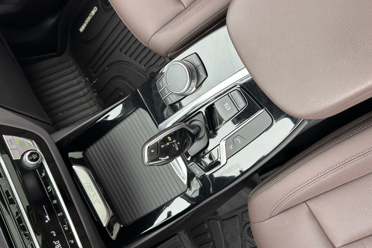 宝马X3 2020款  xDrive25i 豪华套装中控内饰7006