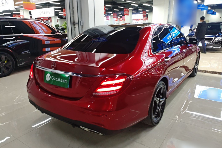 奔驰E级(进口) 2020款 E 260 运动版车身外观7